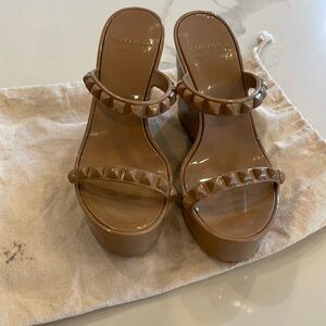 Carmen Sol Tonino Wedges